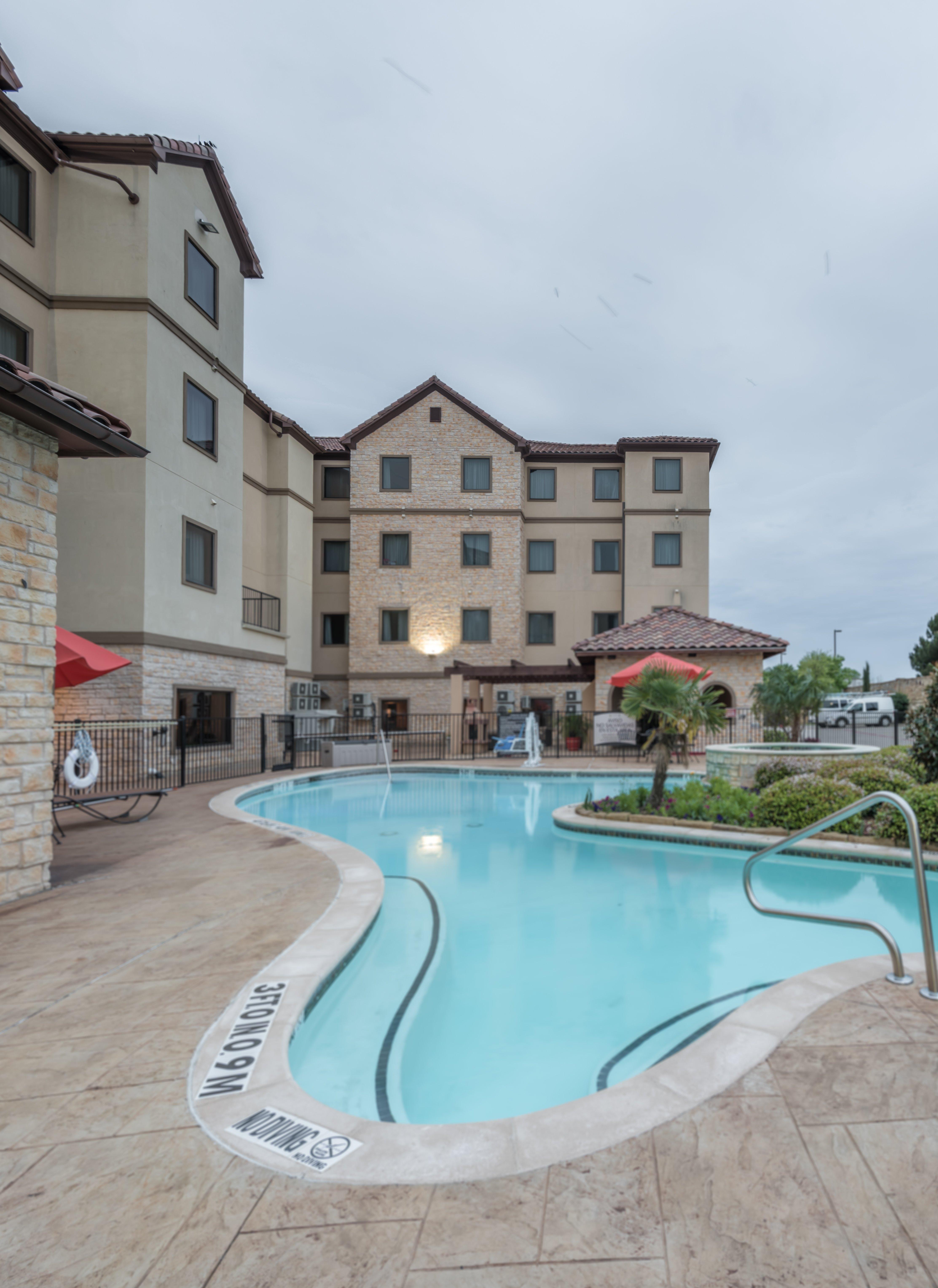 Staybridge Suites Dfw Airport North By Ihg Ирвинг Экстерьер фото